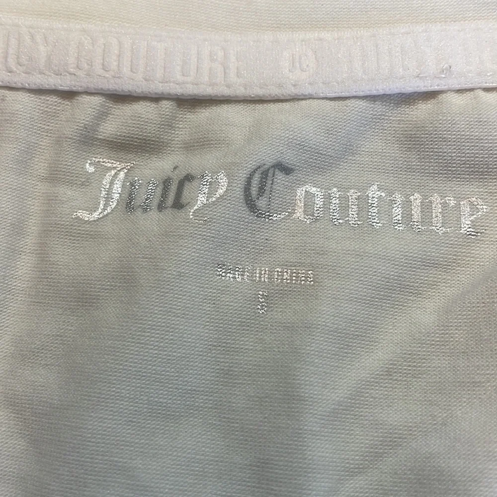 NWT Juicy Couture Pink Smiley Face Graphic V-neck Tee